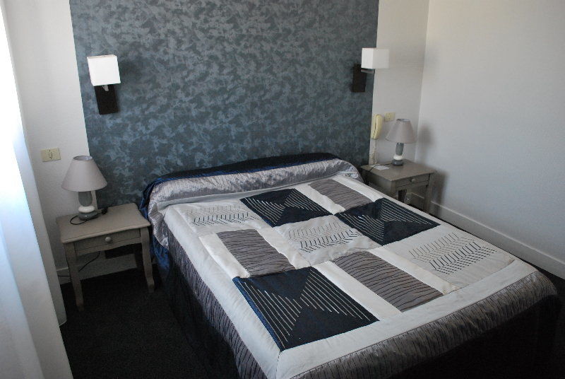Brit Hotel Cahors - Le Valentre Екстериор снимка